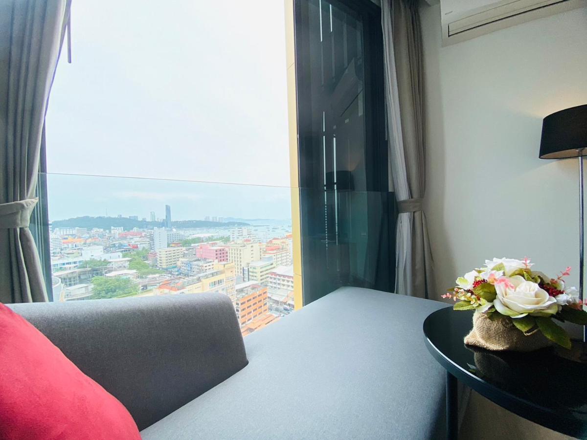 Edge Central Pattaya Vip Condo Bagian luar foto