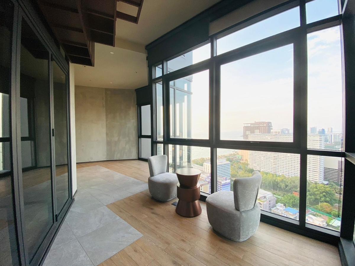 Edge Central Pattaya Vip Condo Bagian luar foto
