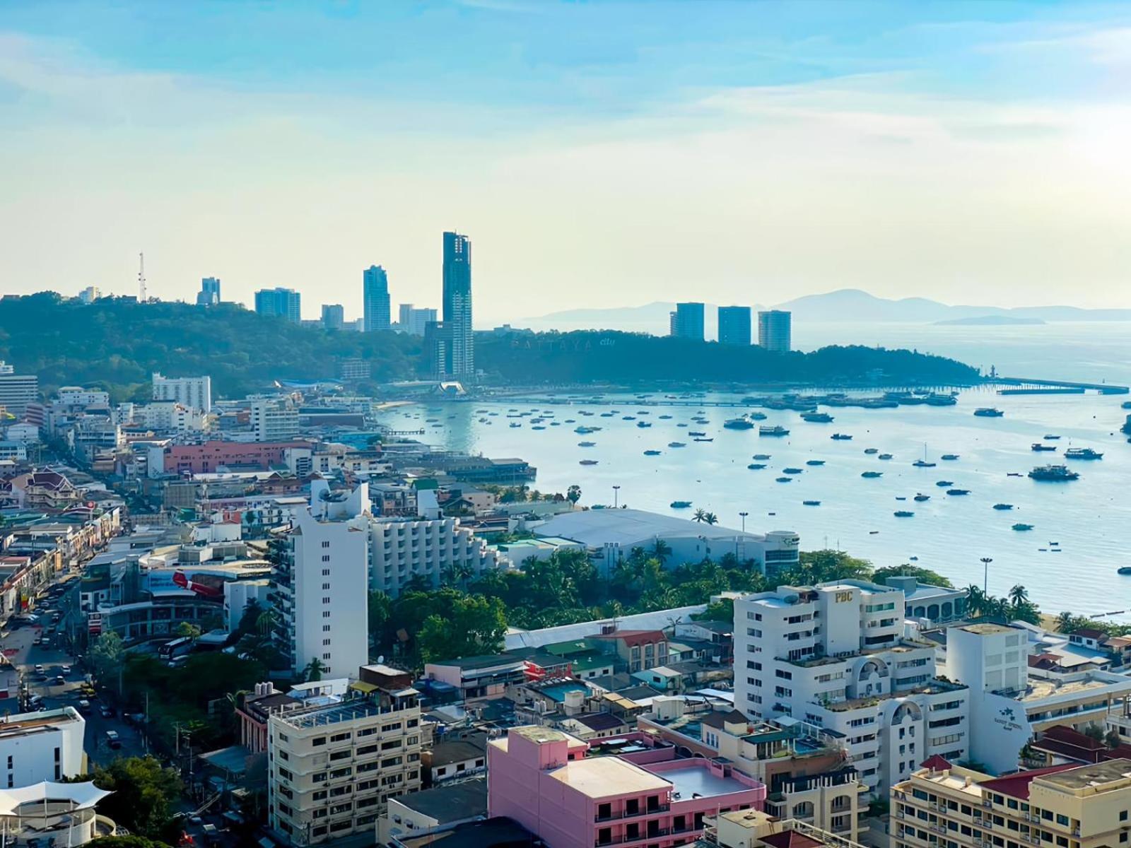 Edge Central Pattaya Vip Condo Bagian luar foto